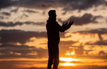 Ska vi följa mänskligheten eller Gud? - Maulana Wahiduddin Khan